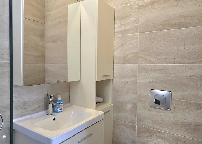 Lura 2 Homes 127 * Plazhi San Pietro