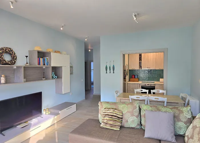 Apartment Lura 2 Homes 127 Plazhi San Pietro