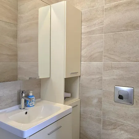 Lura 2 Homes 127 * Plazhi San Pietro