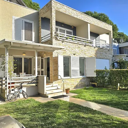 Lura 2 Homes 127 Apartment Plazhi San Pietro