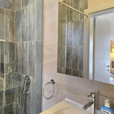 Lura 2 Homes 127 Plazhi San Pietro