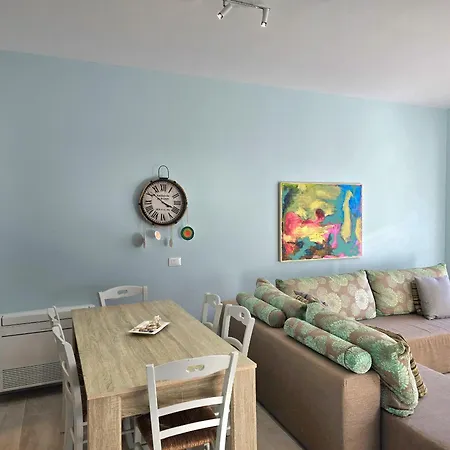 Apartment Lura 2 Homes 127 Plazhi San Pietro
